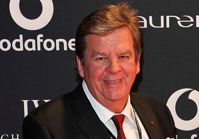 Rupert makes R3,4 billion offer for Caxton
