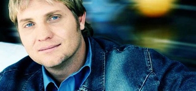 Kurt Darren terug vir Bravo 2013