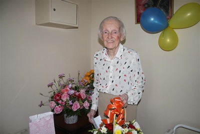 Jean celebrates 100th birthday