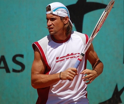 Ferrer survives as seeds tumble in Auckland