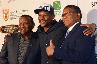 Floyd Mayweather in SA to boost boxing