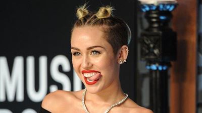 Miley duets with Madonna