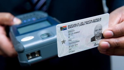 Eerste nuwe ID-kaart in Eden