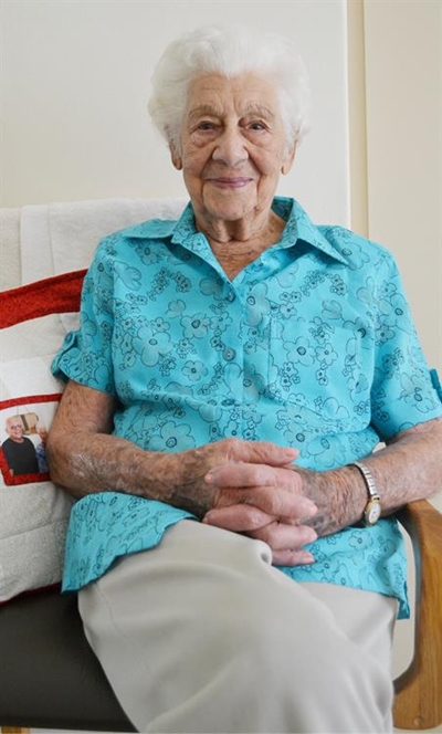 Evelina vier 100ste verjaarsdag