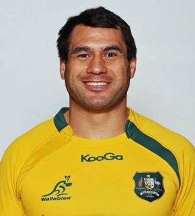 Wallaby-great joins second-division Lyon