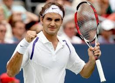 Roger Federer wins Dubai opener