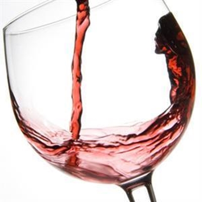 1,8 billion litres of alcohol seized in 2012/13