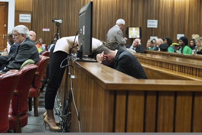 Oscar trial: Judge chides Roux
