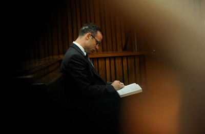Oscar trial: Roux tries to pick apart police work