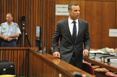 Oscar trial: Neighbour insists woman and man screamed