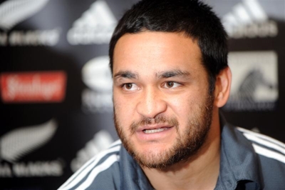Piri Weepu suffers stroke