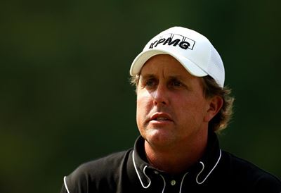 Mickelson among leaders at Houston Open