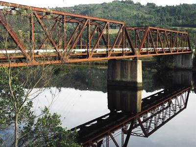 Red Bridge closed