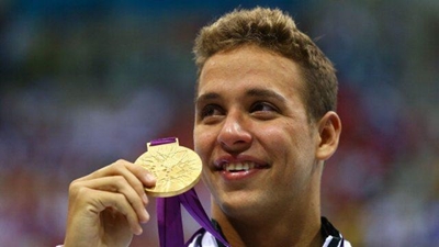 Le Clos, Bosch highlight day 1