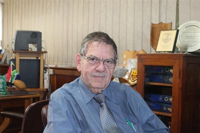 PW Botha headmaster retires end April