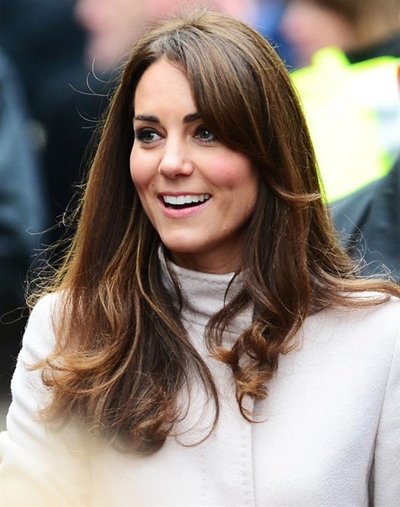 Kate rules the wave as royals go sailing in Auckland