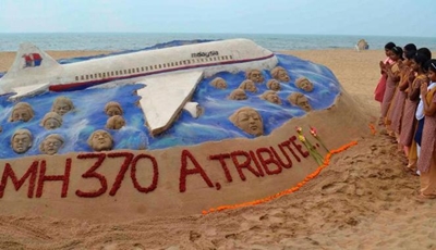 Searchers face tough choices in hunt for MH370