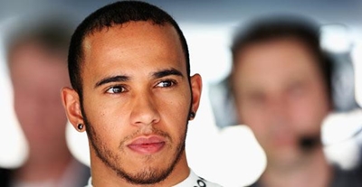 Hamilton suffers brake problems from early battles
