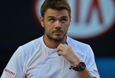 Wawrinka into Wimbledon 4th round