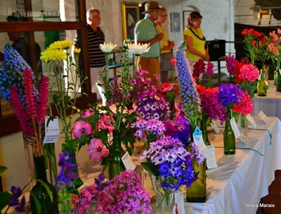 Flower show in October