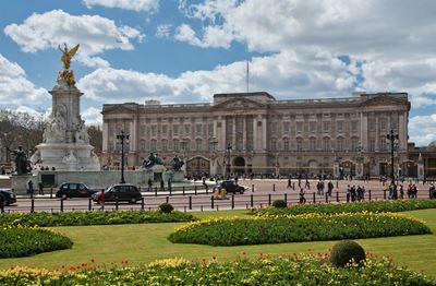 Buckingham Palace finale for British tour stages