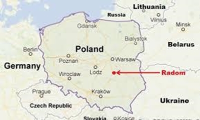 2 planes crash in air in Poland