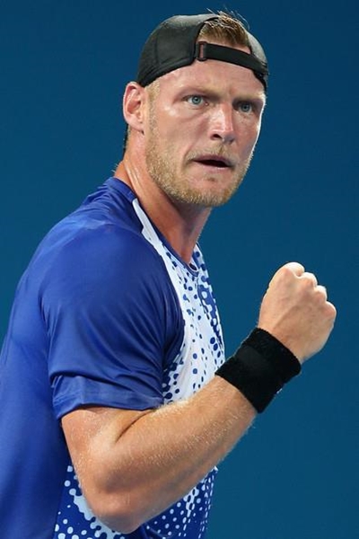 Tennis: Aussie Groth upsets Mahut to reach Newport semis