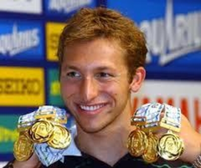 Thorpe's gay revelations earn praise, support