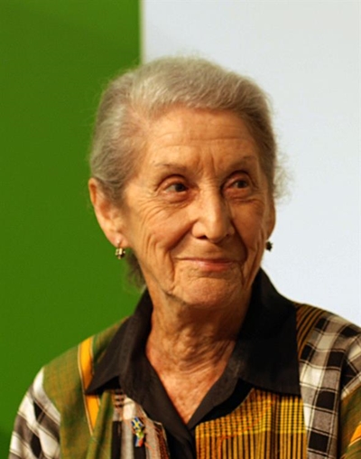 Nadine Gordimer dies at 90