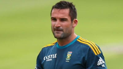 Elgar gives South Africa solid start in first test