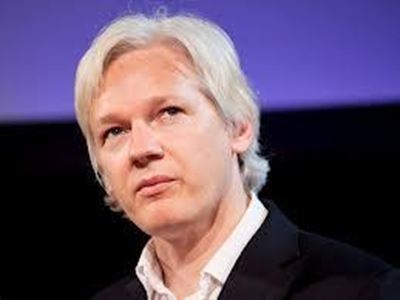 Swedish court hears Assange bid to drop arrest warrant