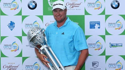 Van der Velt takes early lead at Open
