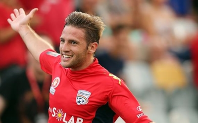 Argentine Jeronimo switches from Reds to Jets