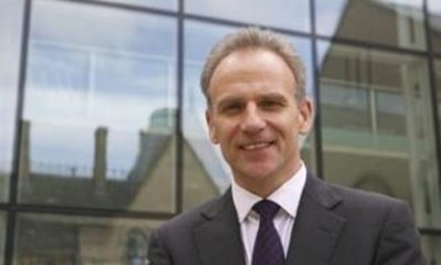 British retailer Tesco says chief executive steps down