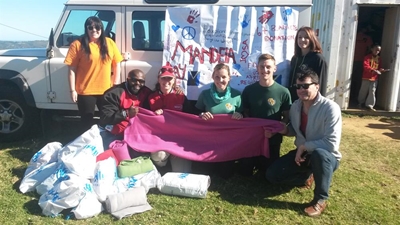 Algoa FM presenters reach out to Knysna