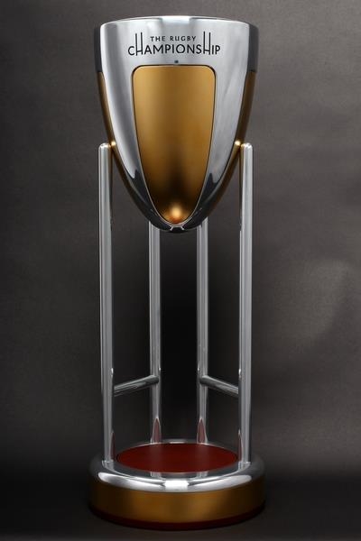 McKenzie sticks with familiar squad for Rugby Championship