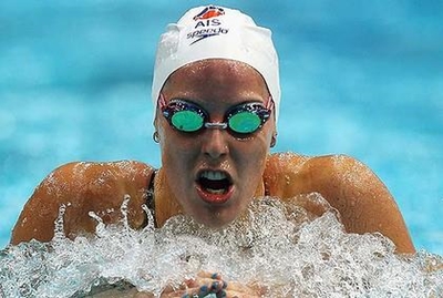 Australia to build on golden pool start