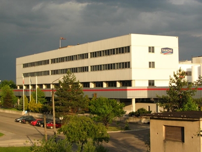 Danone says profits soured by weak currencies, food scare