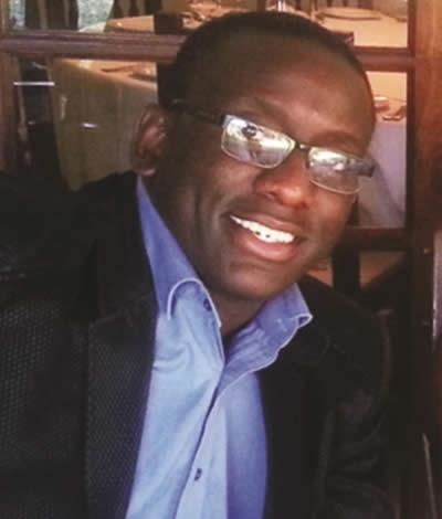 Zimbabwe police quiz minister over detained editor