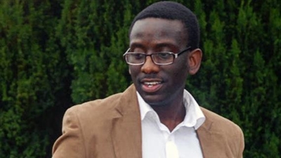 Zimbabwe police quiz minister over detained editor