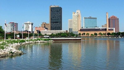 Third day of tap water drinking ban in US city