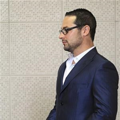 Carl Pistorius still in ICU