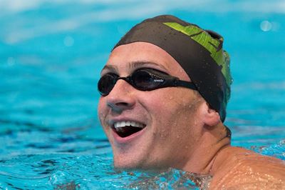 Lochte edges Phelps in encouraging 200m medley duel