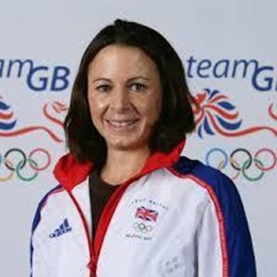 Pavey, mother of 2, wins 10 000 at Euros at 40