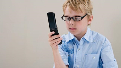 Mobile use bad for school test scores: Japan study