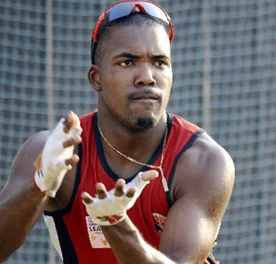 Record-breaking Ramdin, Bravo lead Windies to sweep