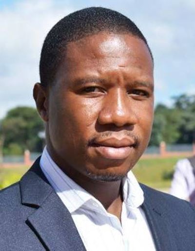 Malawi president rejects ministers' 600% pay-hike bid