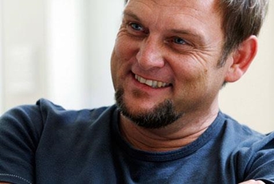 Steve to include 'Die Stem' on new album