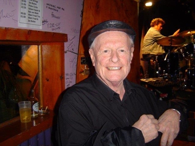 Accordian player Ollie Viljoen dies