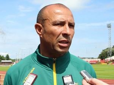 Australia announce review after Pearson row